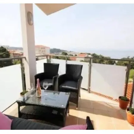 A Close To The Beach With Parking * Makarska